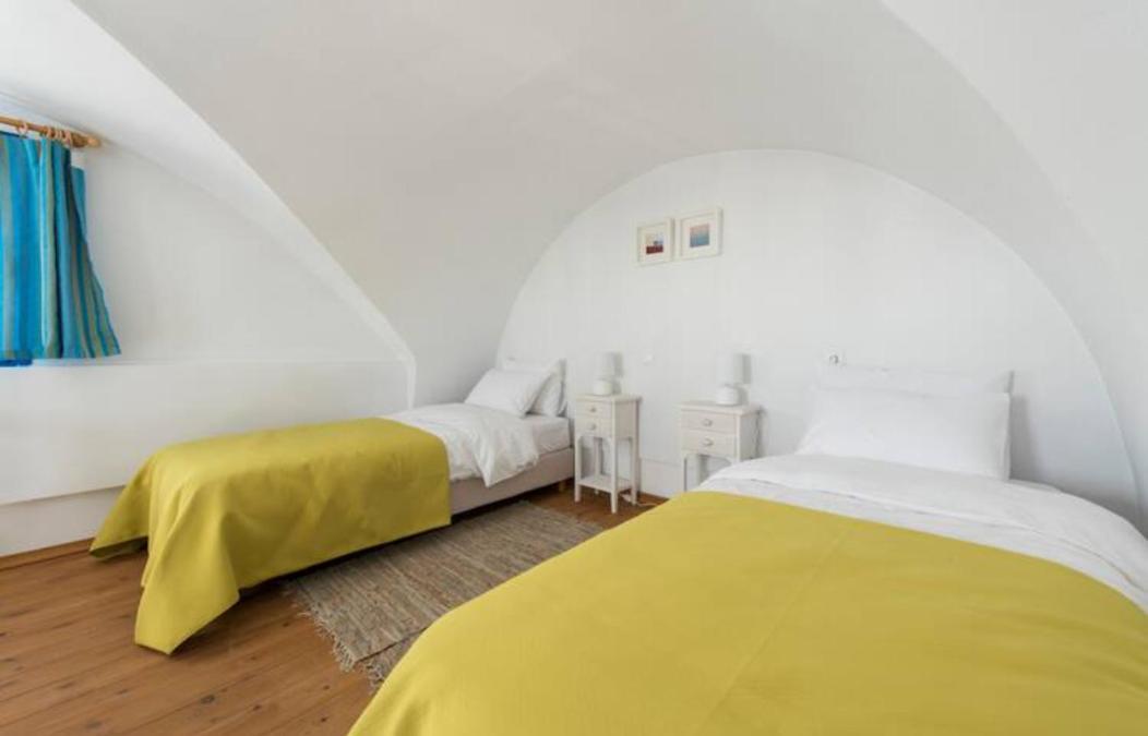 Santorini Traditional Suites Vothon Exterior photo